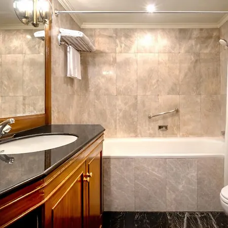 Rembrandt Residences Bangkok-3
